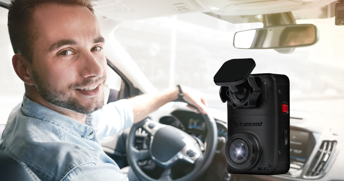 Transcend DP 10 dash camera in car